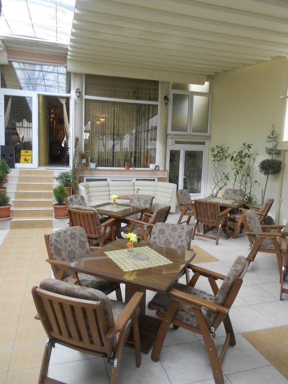 Gala-Garden Hotel Bitola Bagian luar foto