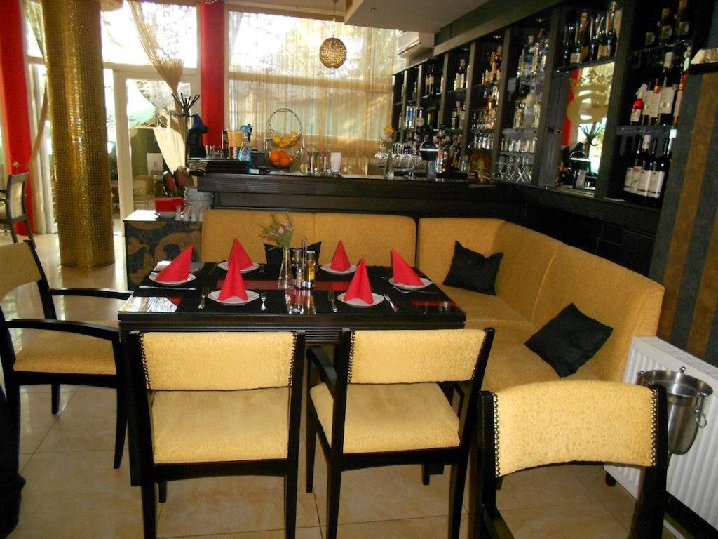 Gala-Garden Hotel Bitola Bagian luar foto