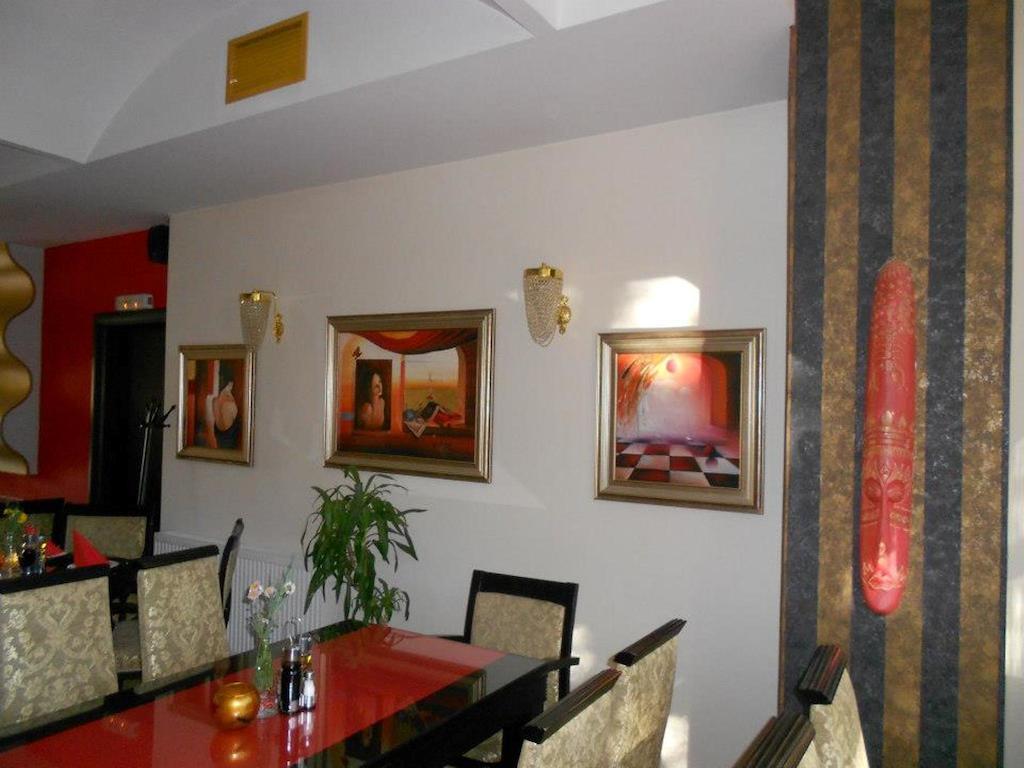 Gala-Garden Hotel Bitola Bagian luar foto
